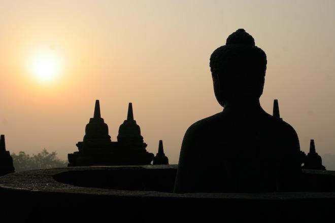 Borobudur - chrámový buddhistický komplex v Indonésii pocházející z 9. století. 